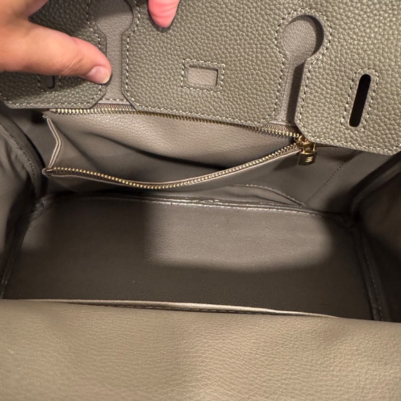 Mille Gabrielle 30cm Gray bag plus charm - Picture 6 of 16